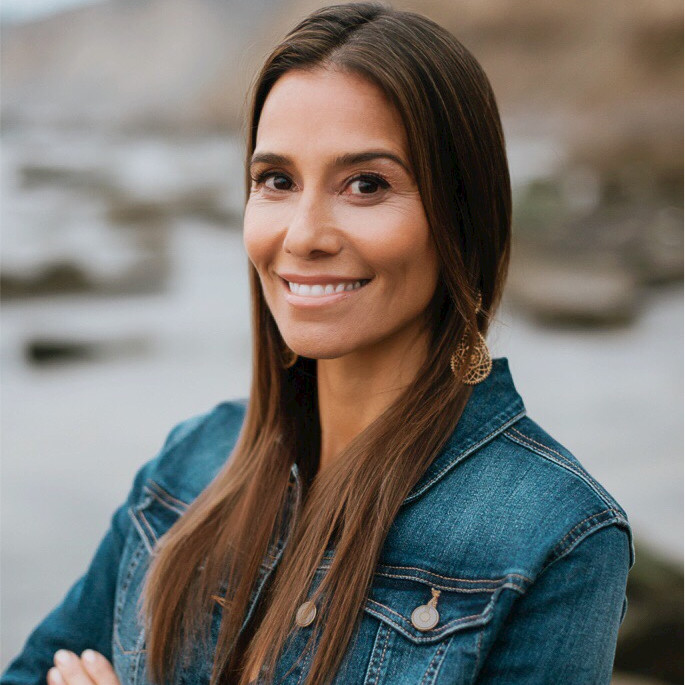 Jennifer deTrani